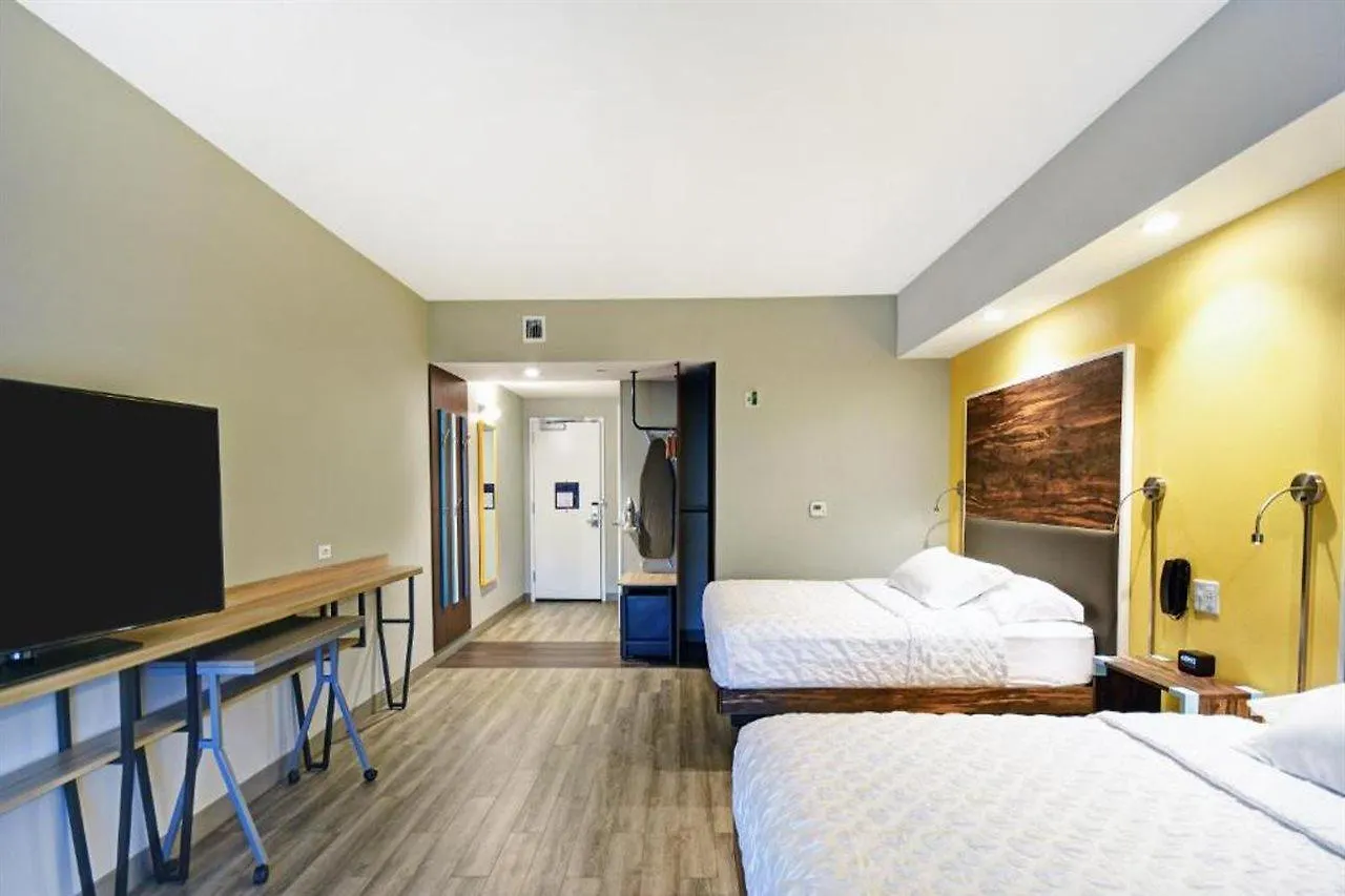 Hotel Tru By Hilton Portland Airport, Or
