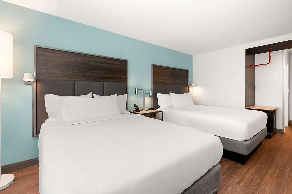 Hotel Tru By Hilton Portland Airport, Or