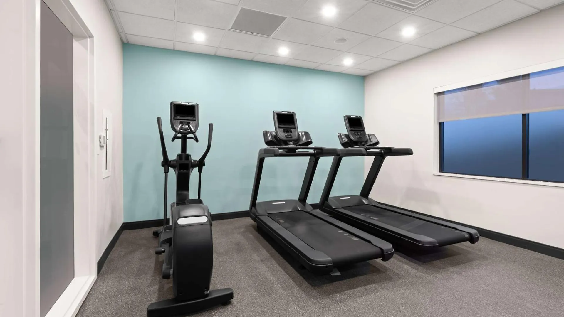 Hotel Tru By Hilton Portland Airport, Or